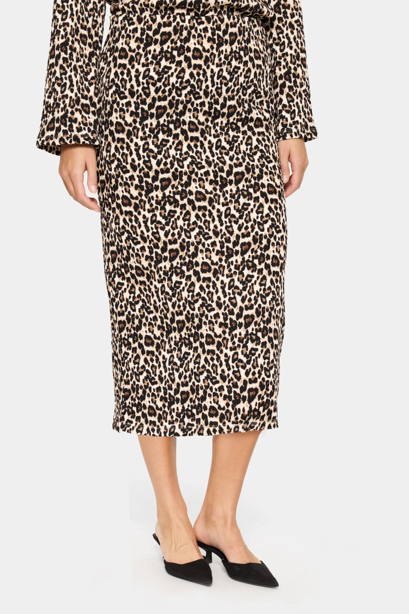 IlyssaSZ Leopard Rock