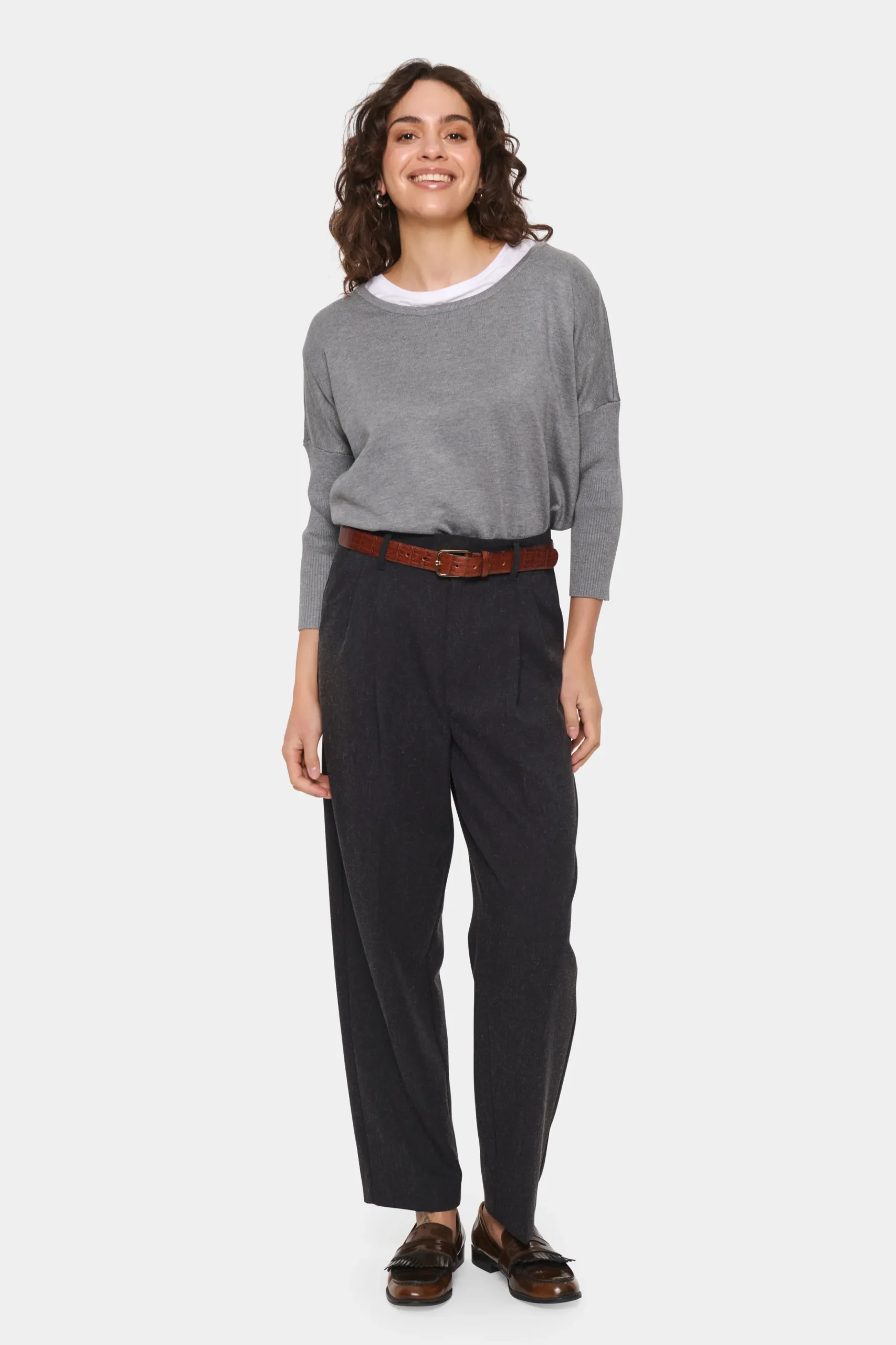 MilaSZ R-Neck Pullover