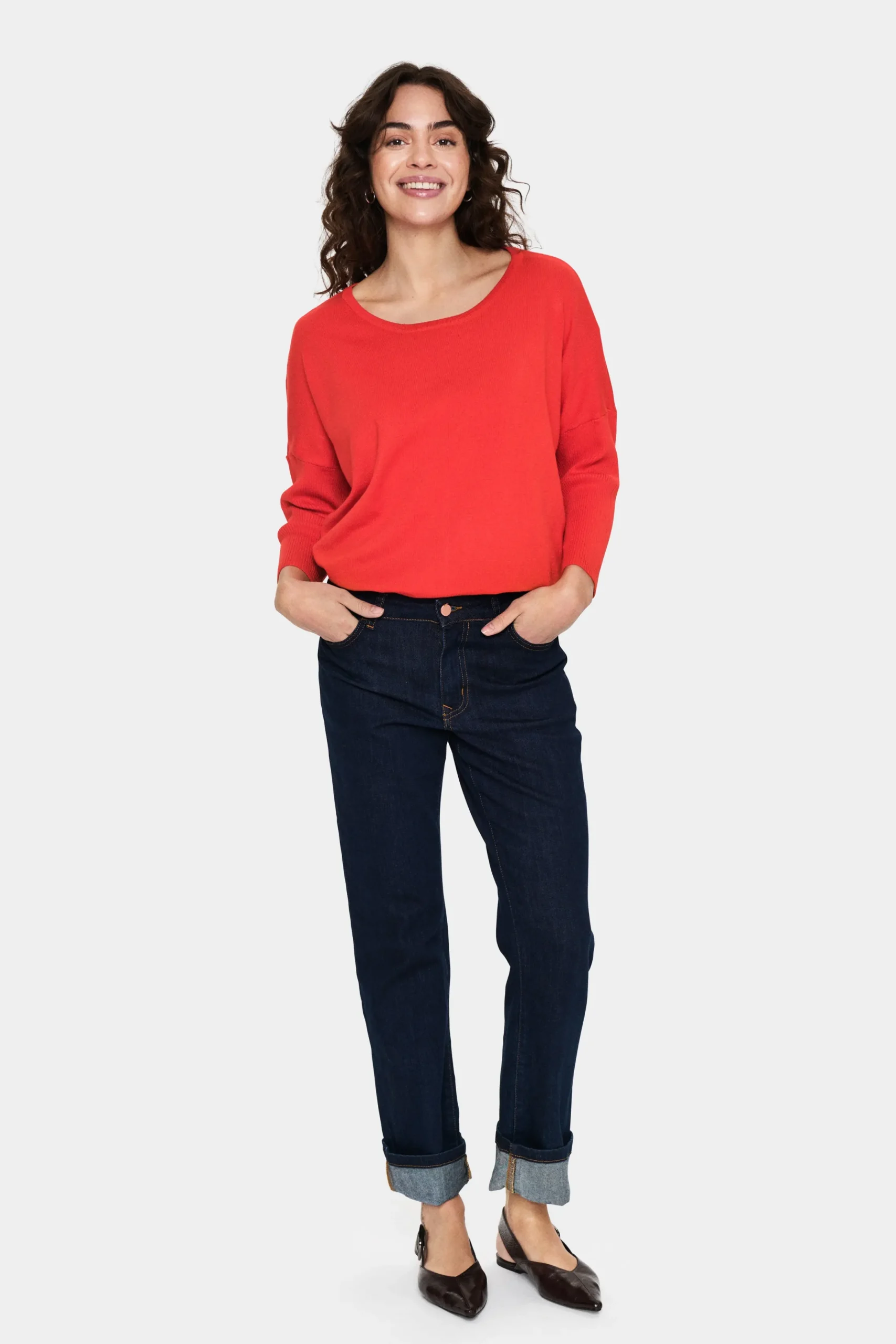 MilaSZ R-Neck Pullover