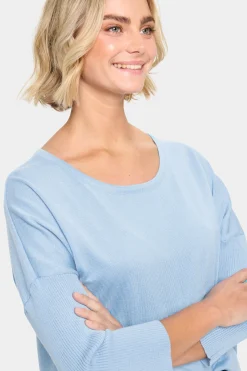 MilaSZ R-Neck Pullover